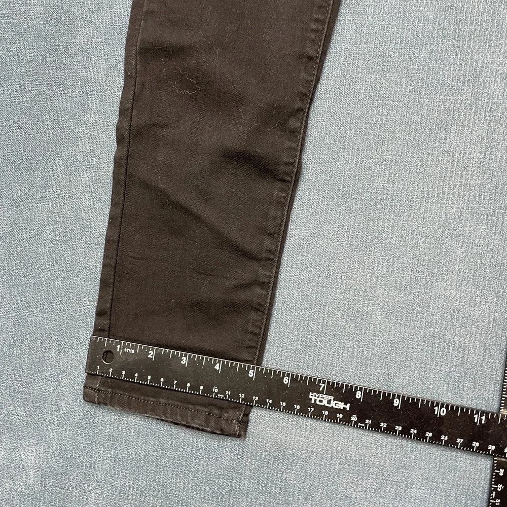 Levi's 721 High Rise Skinny Jeans Womens 29 Black Denim 5-Pockets Distressed
